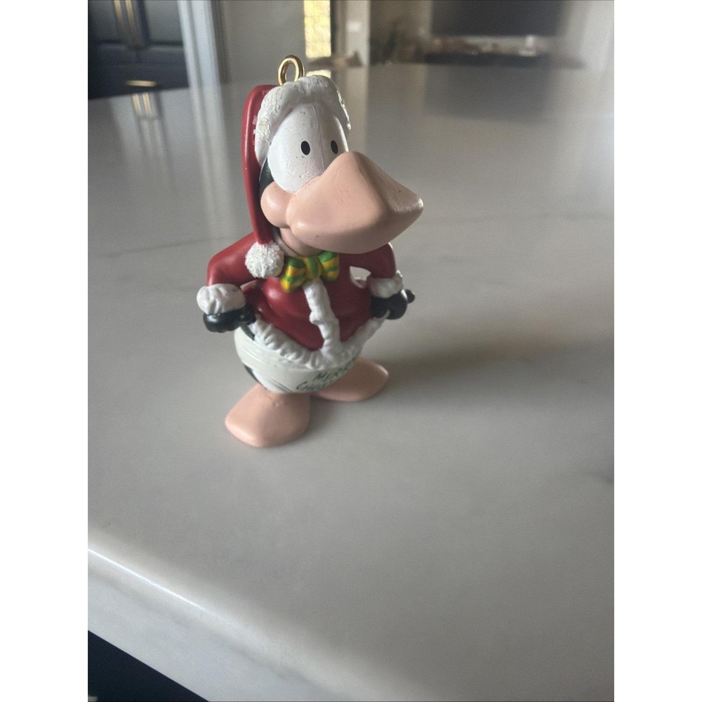 VTG 90s Carlton Card Opus n' Bill Opus Flashin Through The Snow Ornament, No Box